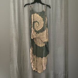 High-Low Tie-Dye Top